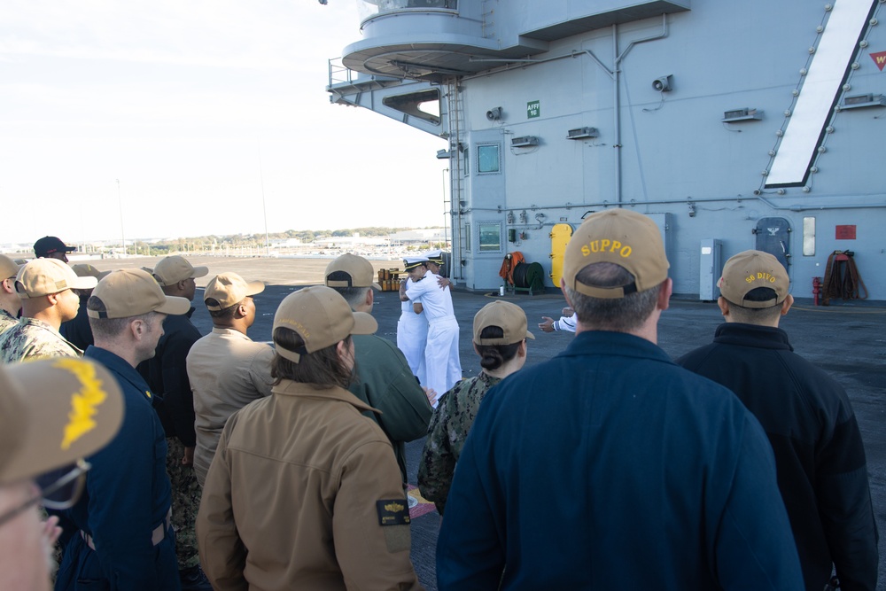 MU3 Ramirez Reenlistment