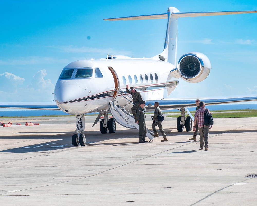 39th commandant of the Marine Corps visits Naval Station Guantanamo Bay
