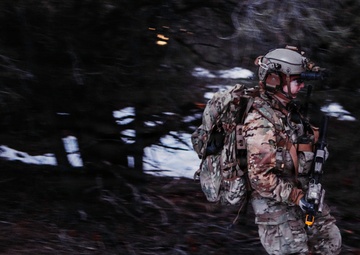 EOD Technicians Respond to Roadside IED Call
