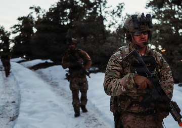 EOD Technicians Respond to Roadside IED Call
