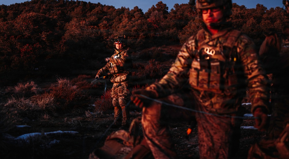 EOD Technicians Respond to Roadside IED Call