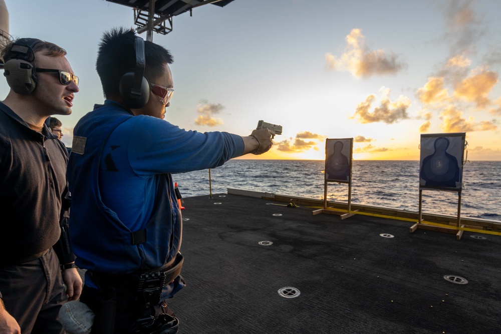 Abraham Lincoln conducts live-fire exercise