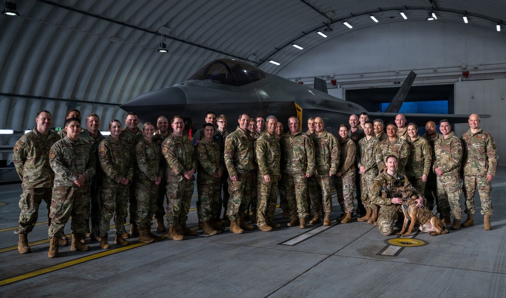 CSAF and CMSAF visit RAF Lakenheath, highlights mission priorities