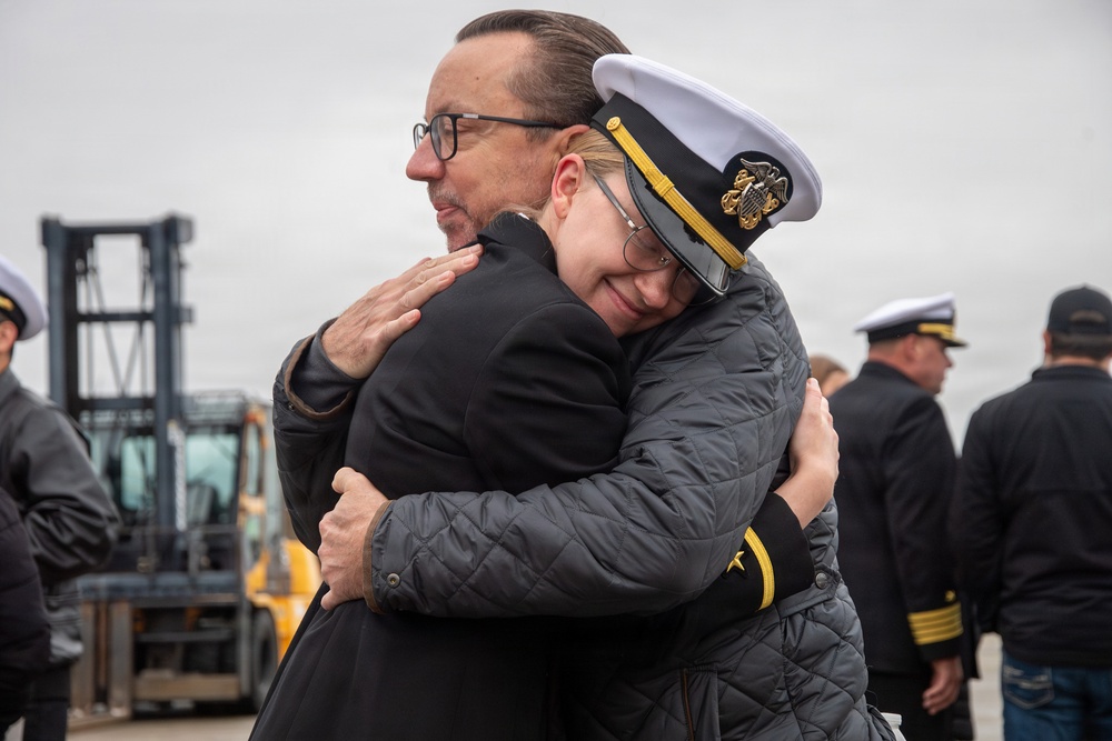 USS Gridley Returns To Naval Station Everett