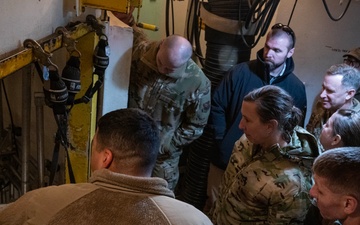 Team Minot showcases two legs of the nuclear triad to new U.S. Strategic Command leadership team