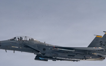 459ARW refuels F15s