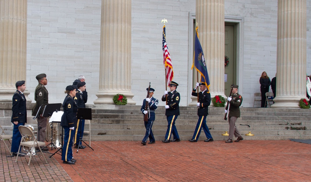 Kentucky honors Veterans with wreath laying ceremony