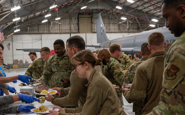 All American Beef Battalion shares meal with deploying maintainers and their families