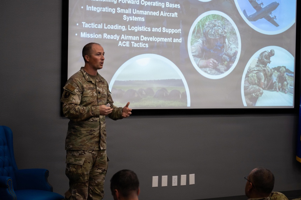 Dyess AFB hosts town hall for honorary commanders