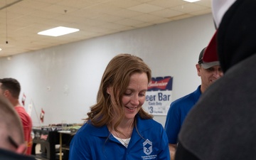 Operation Holiday Sprit hosts Air Force Reservists, Air National Guard members and families for holiday dinner