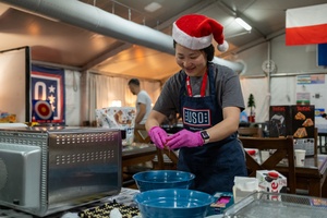 USO Naples-Fresh Baked Fridays Spot