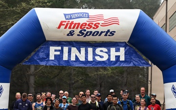 Vandenberg Hosts Localized T-Minus 10-Miler