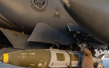 U.S. Unleashes Massive Strike against ISIS in Syria