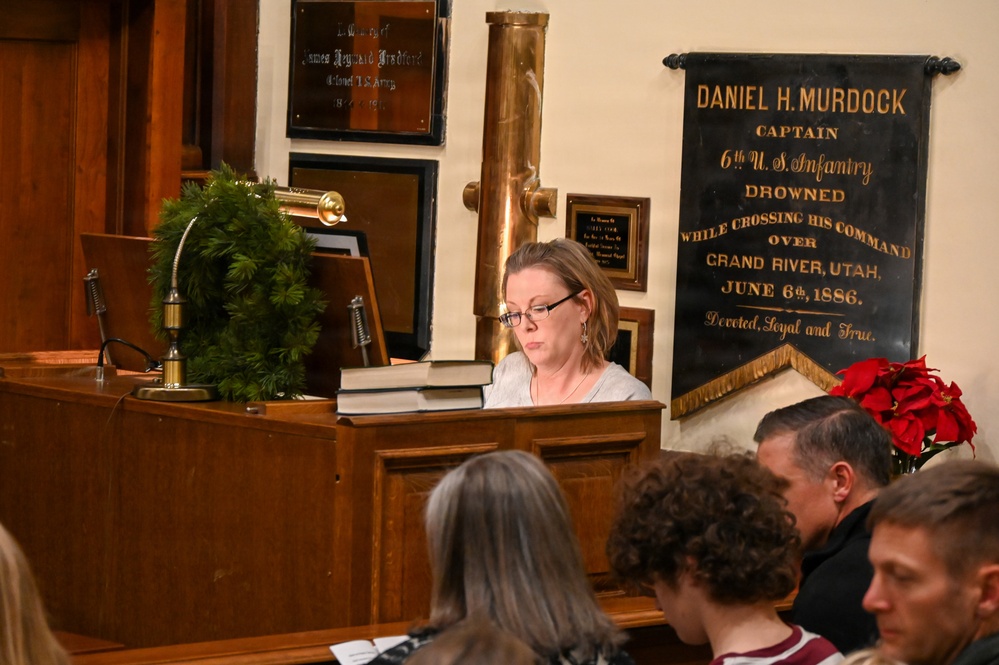 German Advent service, Christkindlmarkt celebrate season, community friendships at Fort Leavenworth