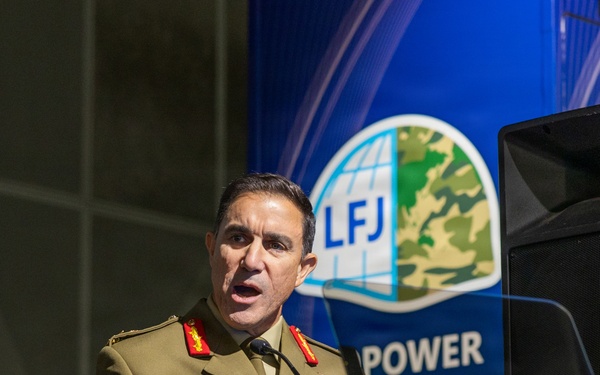 MARFORPAC Commander attends Landpower Forum in Japan