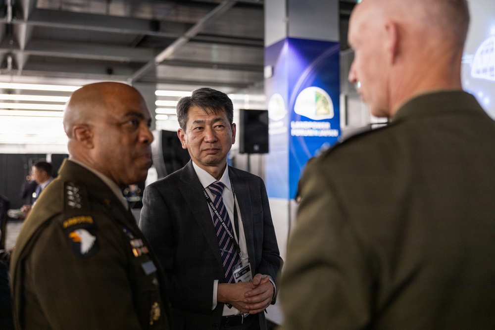 MARFORPAC Commander attends Landpower Forum in Japan