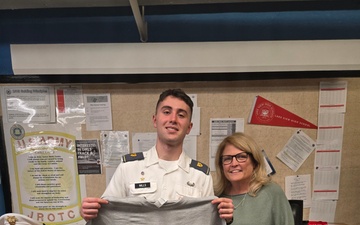 USMA Cadet Visits Lake View High School
