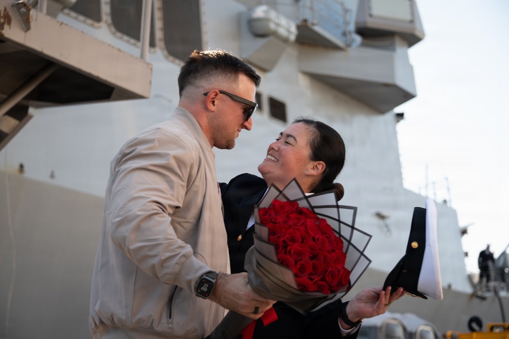 USS Lenah Sutcliffe Higbee Returns to Homeport