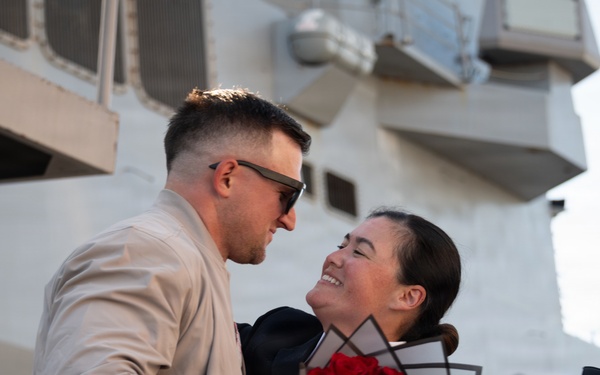 USS Lenah Sutcliffe Higbee Returns to Homeport