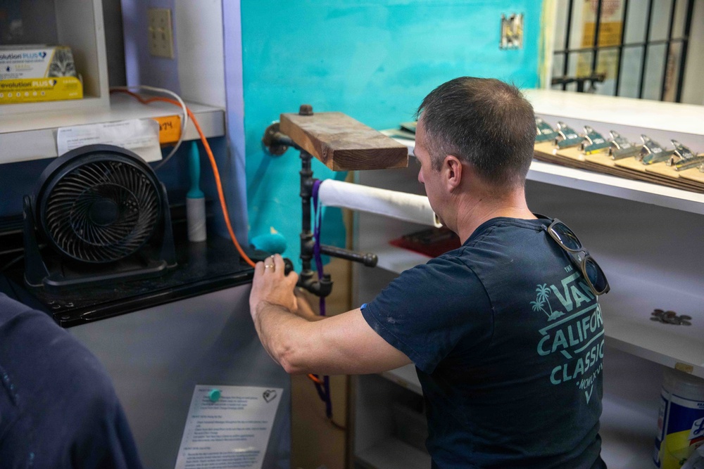 IWO ARG Sailors and Marines Spruce Up Animal Welfare Center