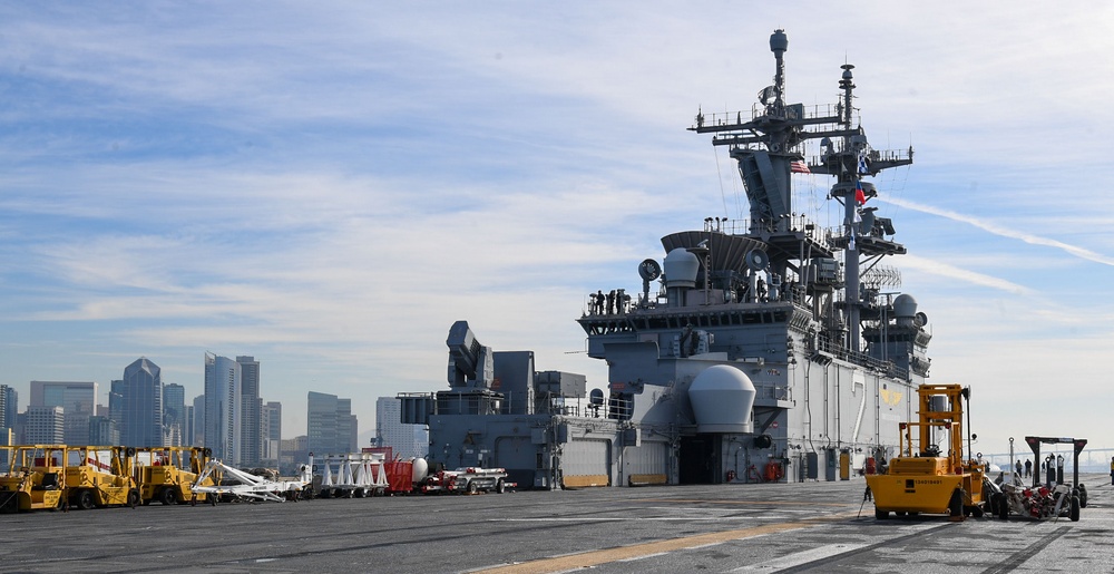 USS Essex gets underway