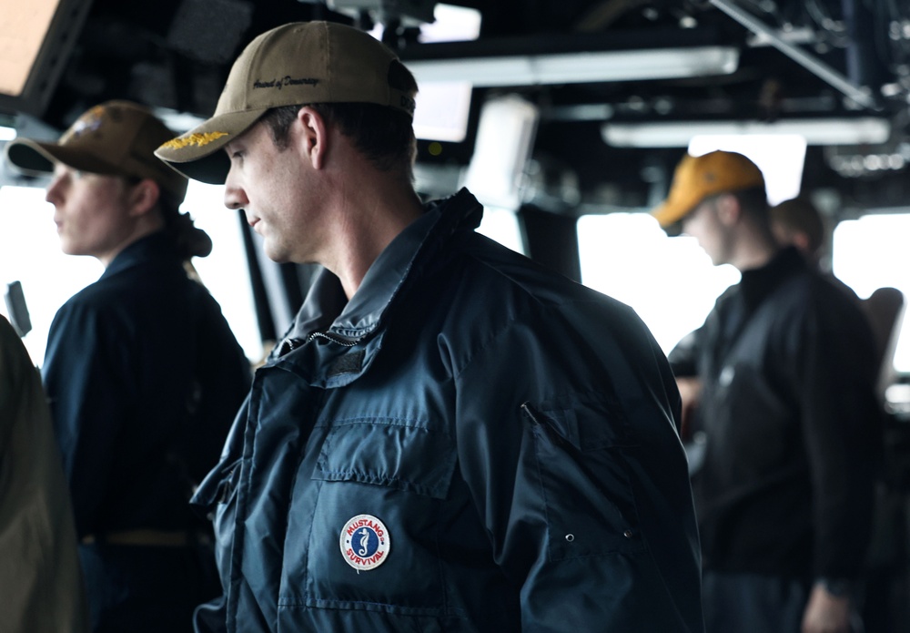 USS Roosevelt (DDG 80) Transits Strait of Hormuz