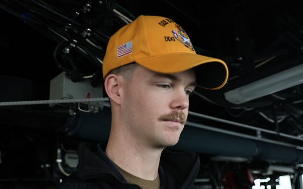 USS Roosevelt (DDG 80) Transits Strait of Hormuz