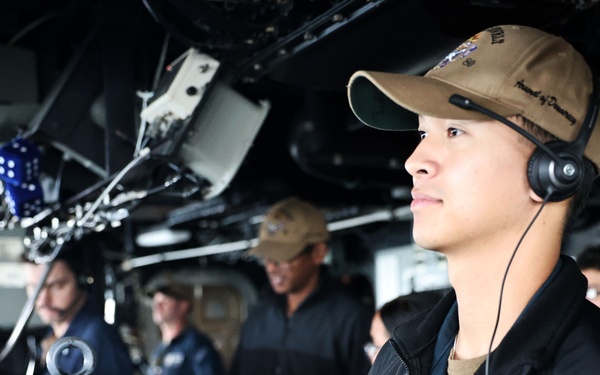 USS Roosevelt (DDG 80) Transits Strait of Hormuz