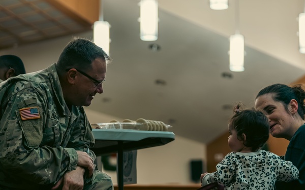 Holiday Troop Support For Paratroopers