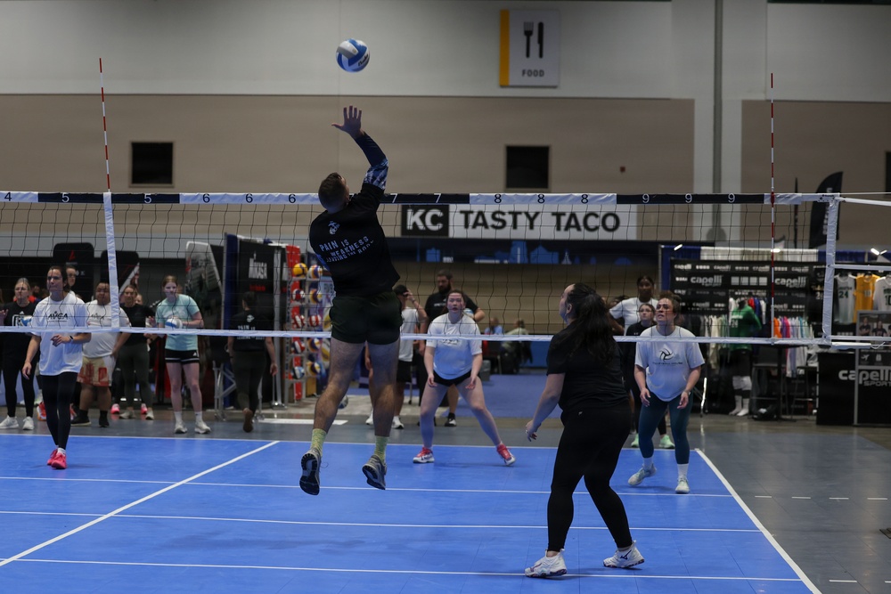 U.S. Marines and AVCA Coaches Compete in Kansas City Volleyball Tournament