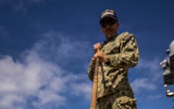 USS Iwo Jima Sailors Conduct Maintenance
