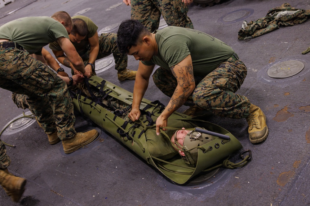 31st MEU | Maritime Raid Force conducts integration training