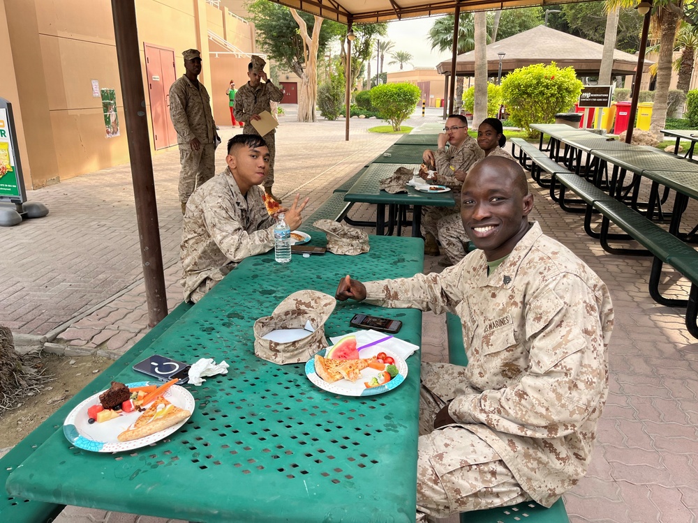 TF 51/5th MEB families enjoy Winterfest at NSA Bahrain