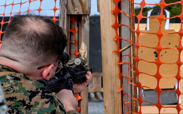 5th Air Naval Gunfire Liaison Company Marines conduct marksmanship rifle range