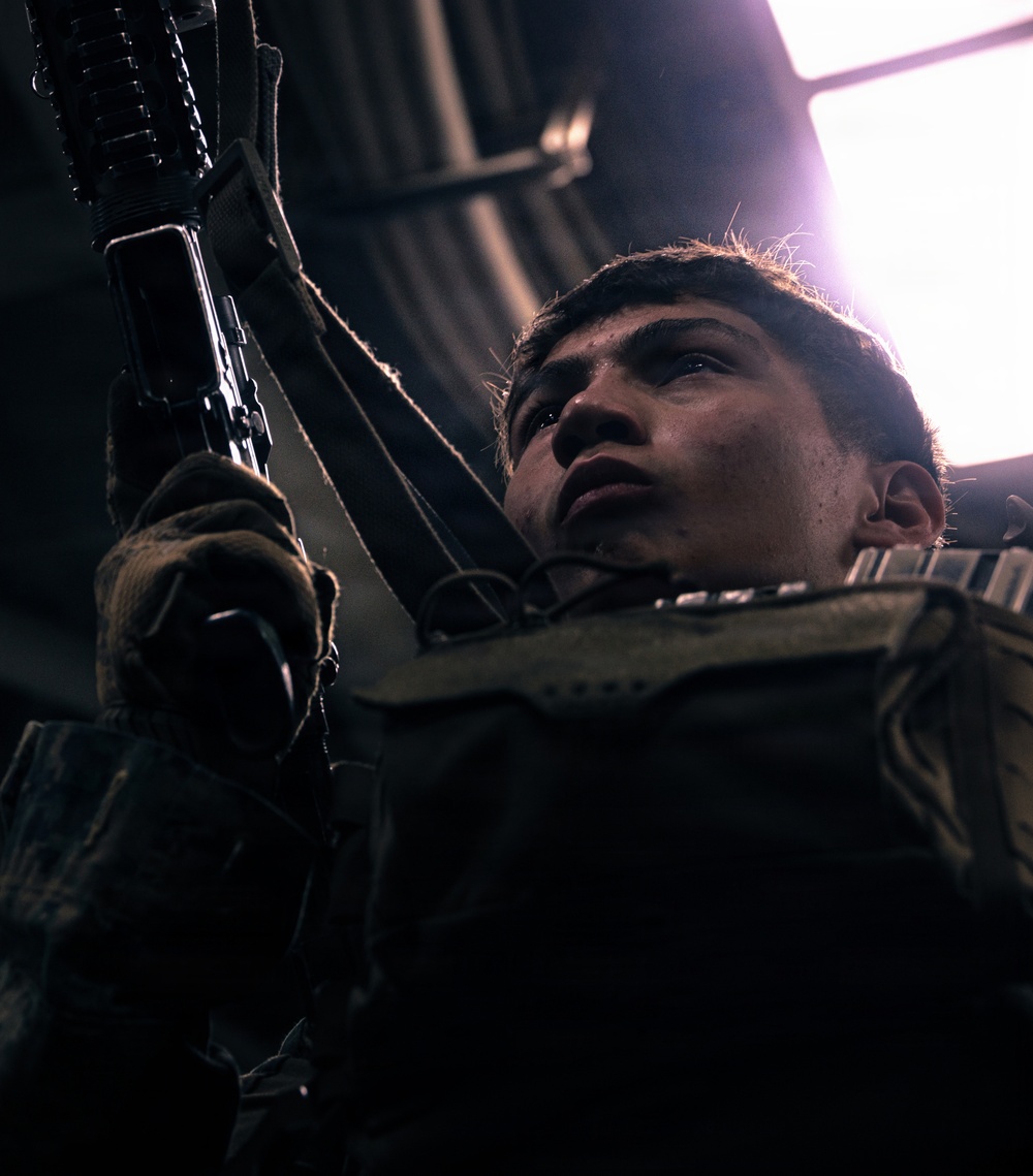 31st MEU | Maritime Raid Force Rifle drills, TCCC