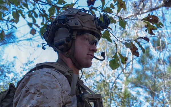 U.S Reconnaissance Marines with the 24th Marine Expeditionary Unit conduct room clearing drills as a part of Close Quarters Tactics training.