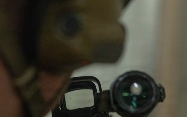 U.S Reconnaissance Marines with the 24th Marine Expeditionary Unit conduct room clearing drills as a part of Close Quarters Tactics training.