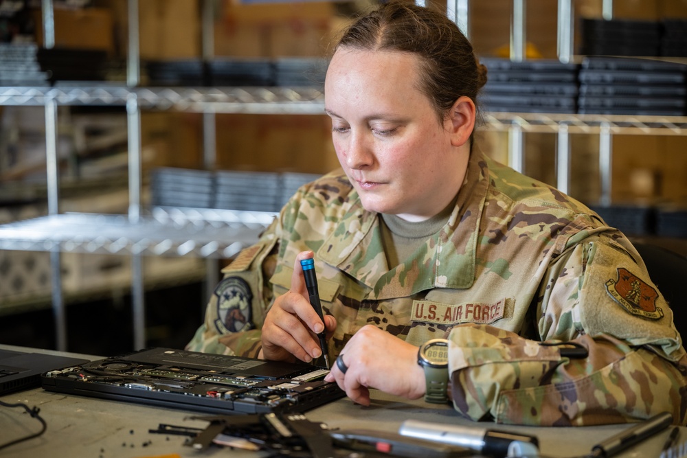Kentucky Air Guard supports Air Force mission at Pearl Harbor-Hickam