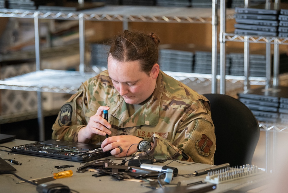 Kentucky Air Guard supports Air Force mission at Pearl Harbor-Hickam