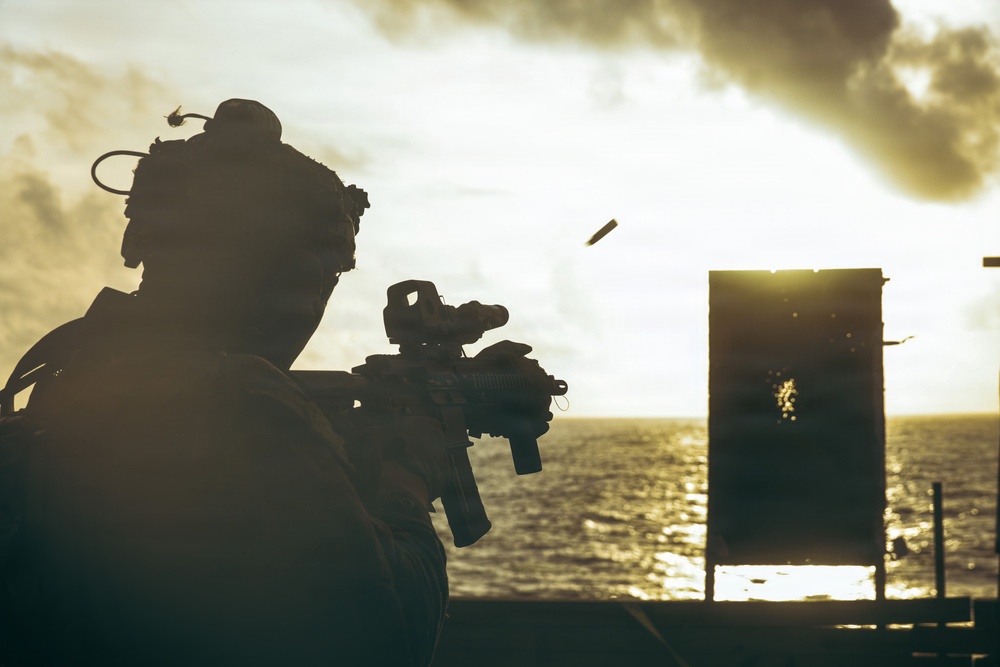 31st MEU | Maritime Raid Force live-fire deck shoot