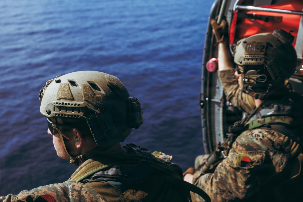 31st MEU | Maritime Raid Force Helocast