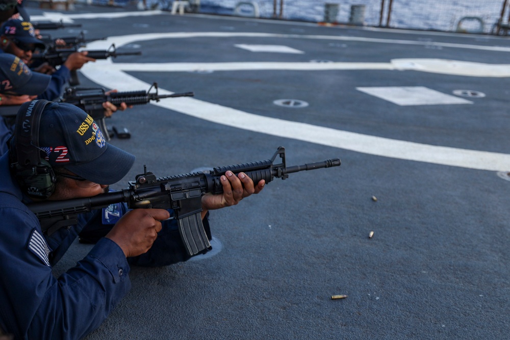 USS Mahan (DDG 72) Live Fire Exercise