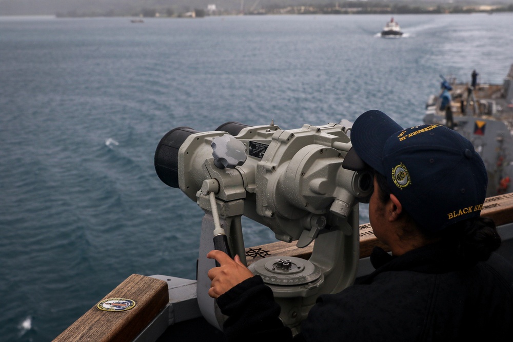 Frank E. Petersen Jr. departs Guam