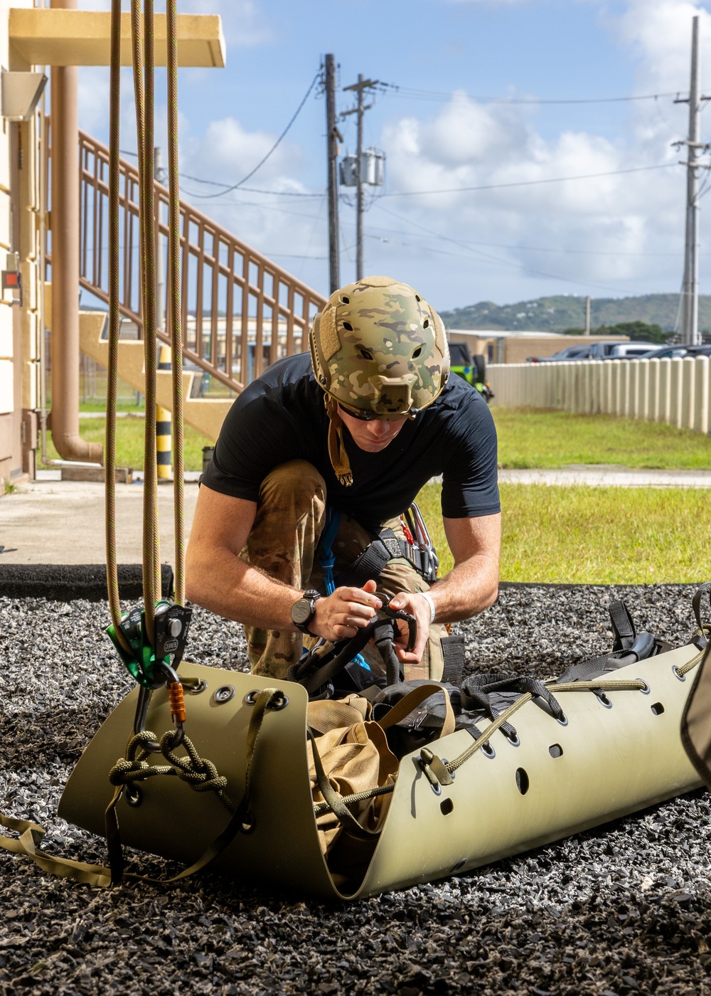 EODMU 5 enhances explosive ordnance retrieval capabilities through ROE-B course