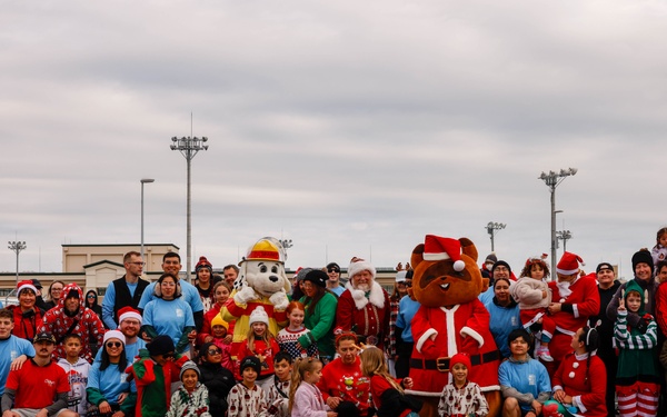 MCAS Iwakuni 2025 Jingle Bell Jog