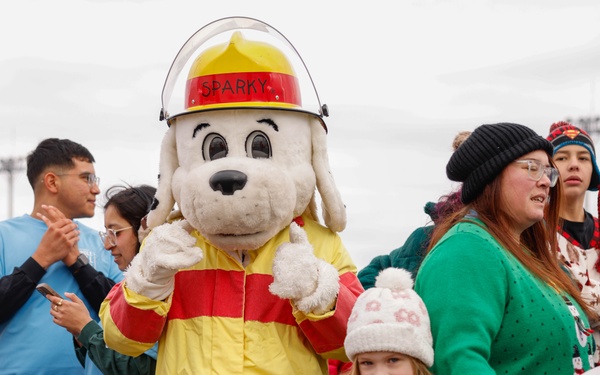 MCAS Iwakuni 2025 Jingle Bell Jog