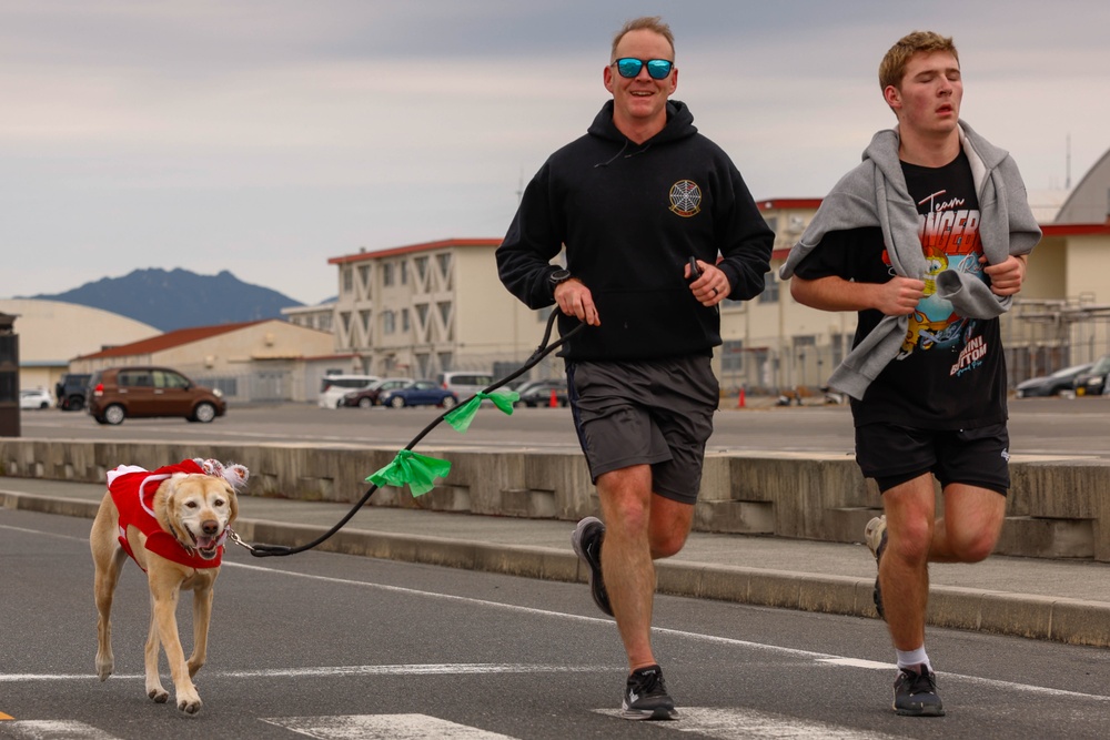 MCAS Iwakuni 2025 Jingle Bell Jog