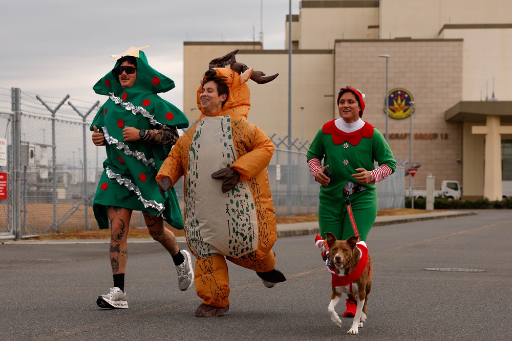 MCAS Iwakuni 2025 Jingle Bell Jog