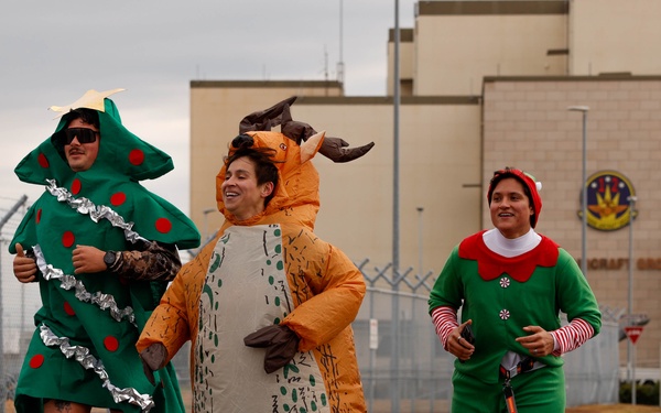 MCAS Iwakuni 2025 Jingle Bell Jog