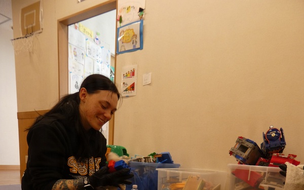 NAF Atsugi Visits House One Piece Daycare Center